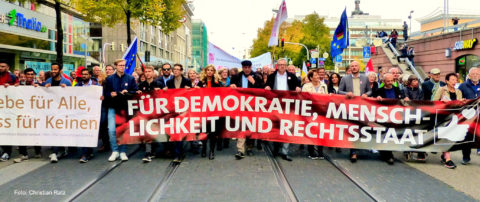 Demonstration für Demokratie, Rechtsstaat und Menschlichkeit 03.10.2018