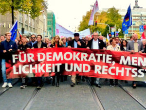 Demonstration für Demokratie, Rechtsstaat und Menschlichkeit // 03.10.2018